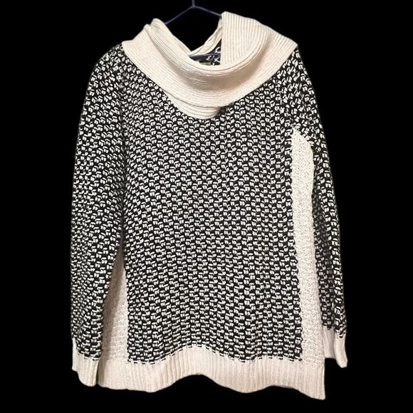 Calvin Klein knit sweater size Large black and off white. Very warm. - Picture 1 of 5